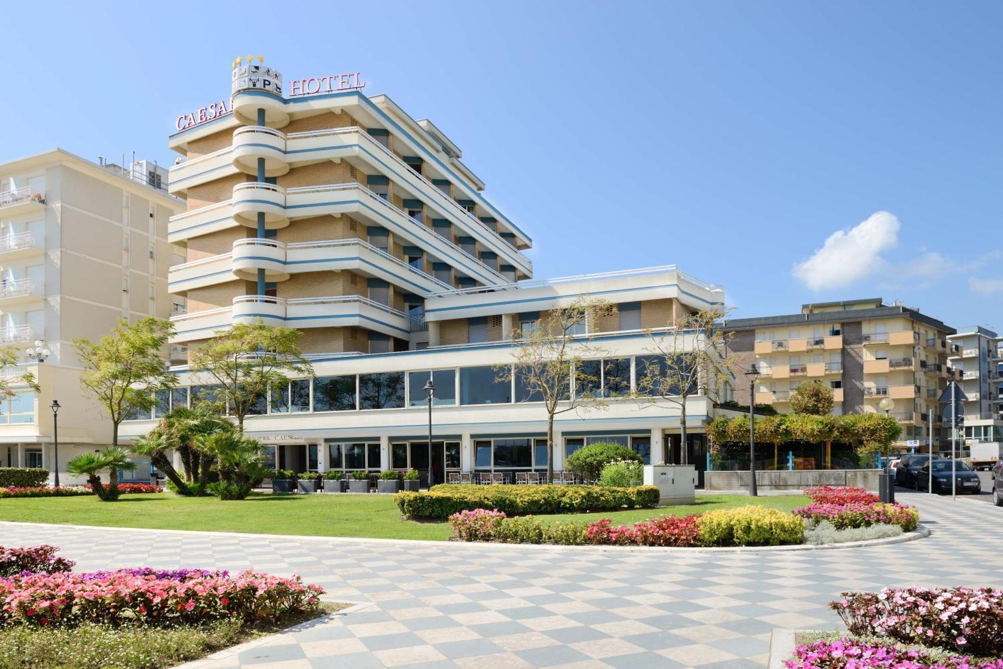 Hotel Caesar Cesenatico Exterior photo